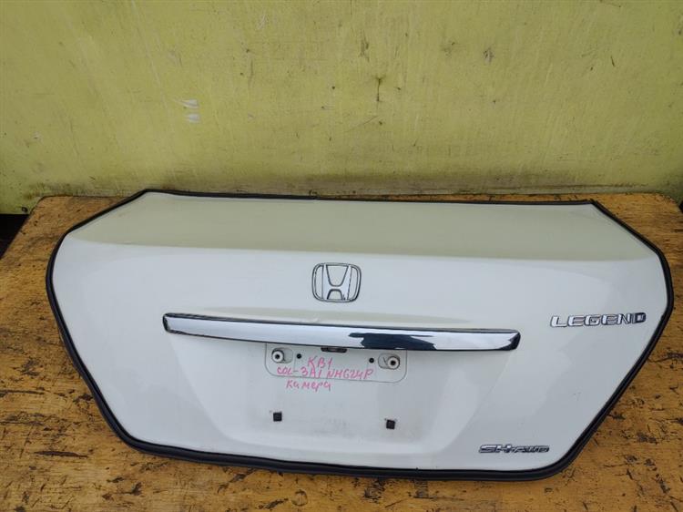 Крышка багажника Хонда Легенд в Ишиме 44600