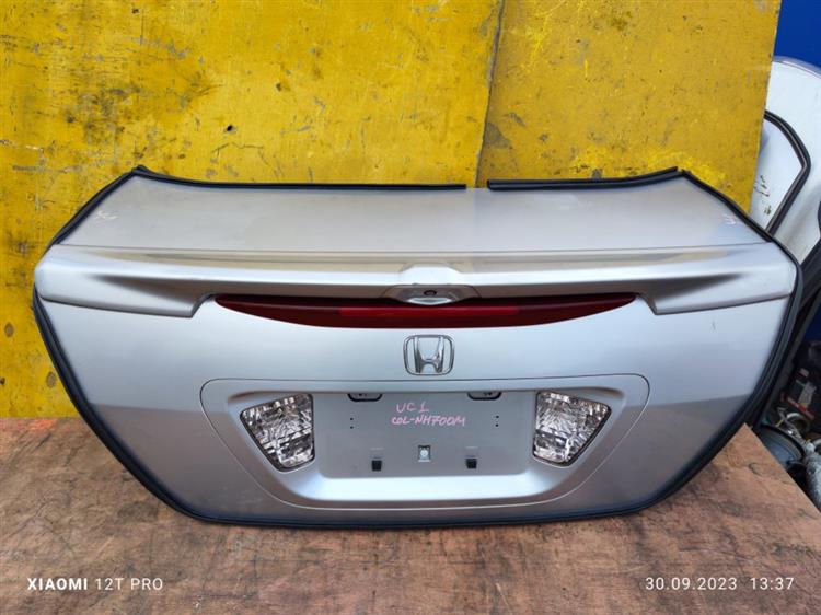 Крышка багажника Хонда Инспаер в Ишиме 652201